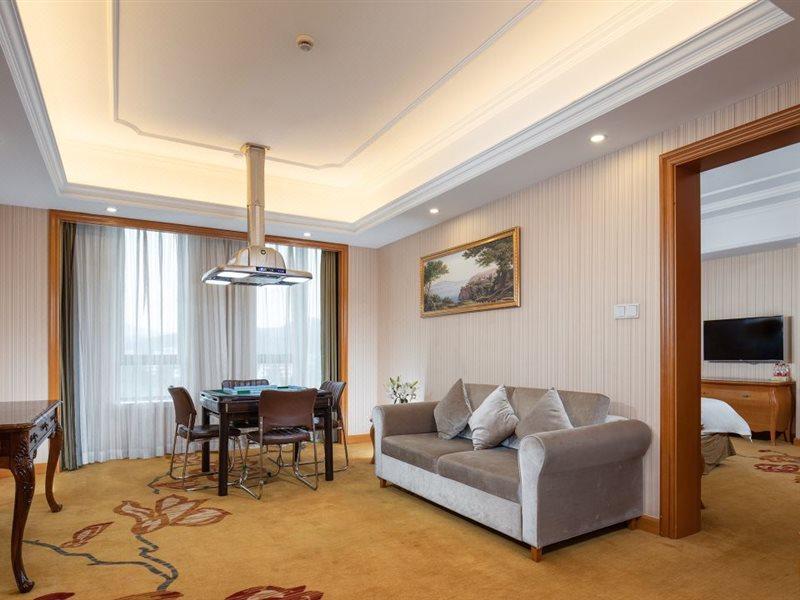 Vienna International Hotel Hangzhou Zhuantang Art School Wenyan Exterior photo